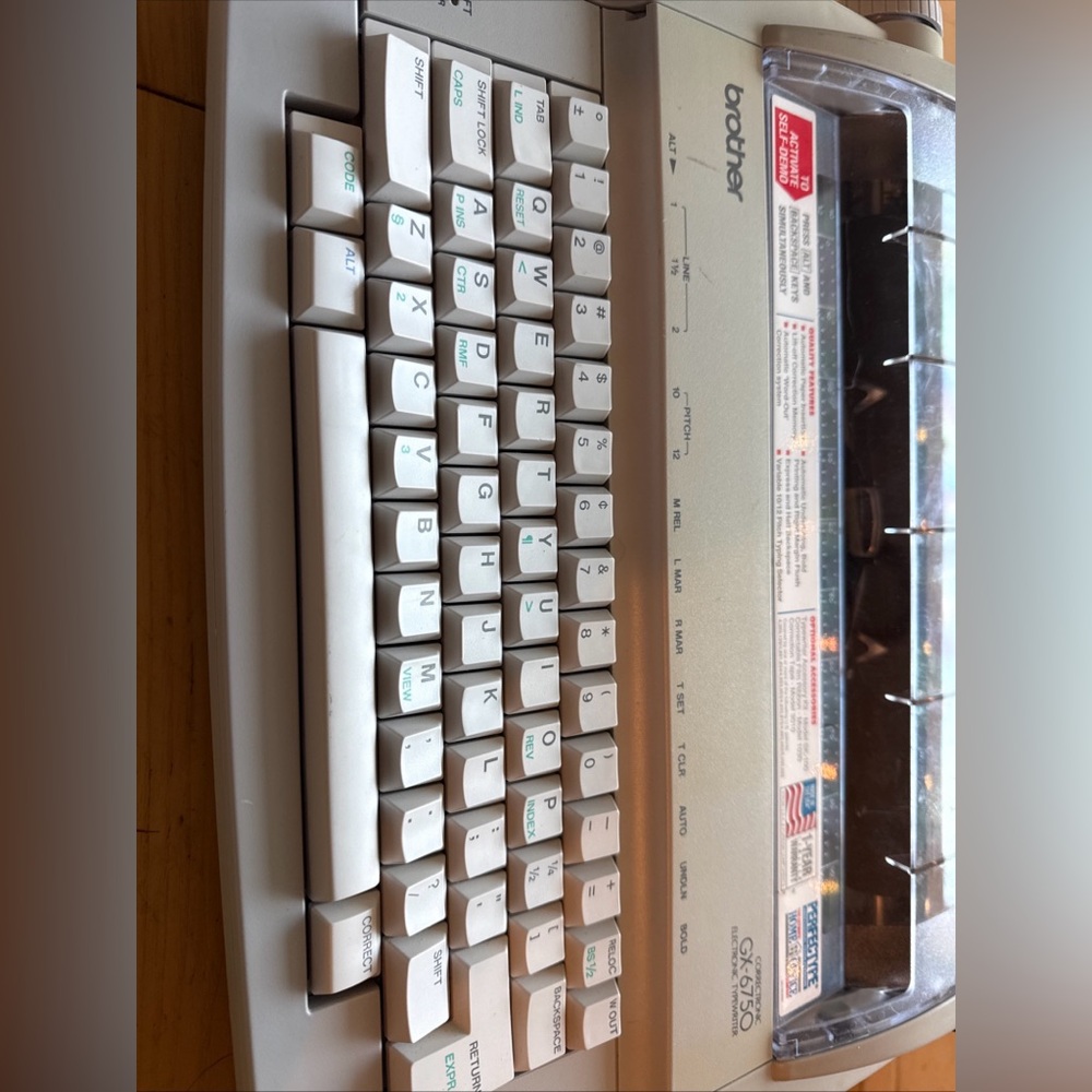 Brother Electronic Typewriter - Light Gray - Picture 3 of 5